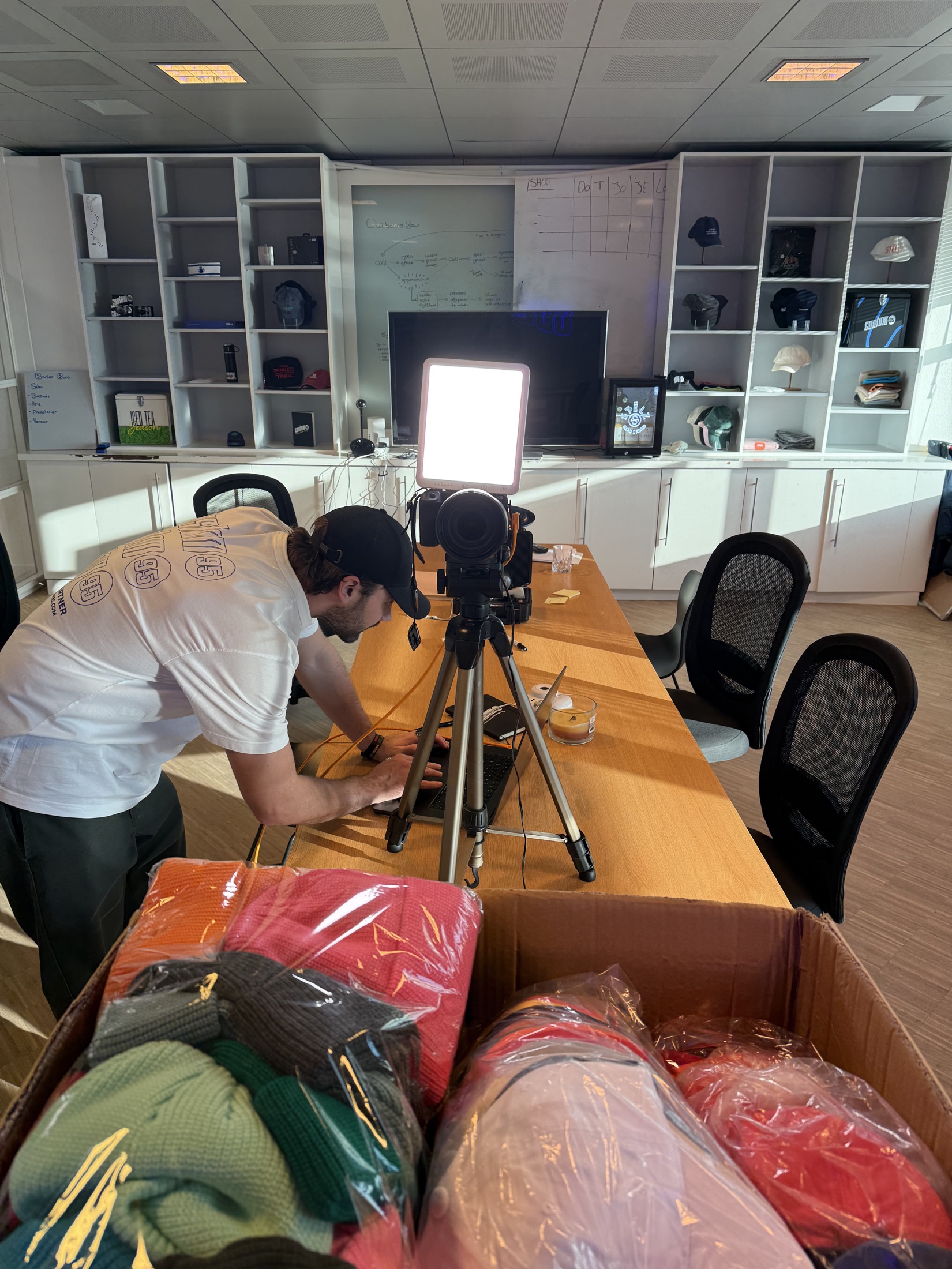 Behind the scenes at the Custom95 office shoot